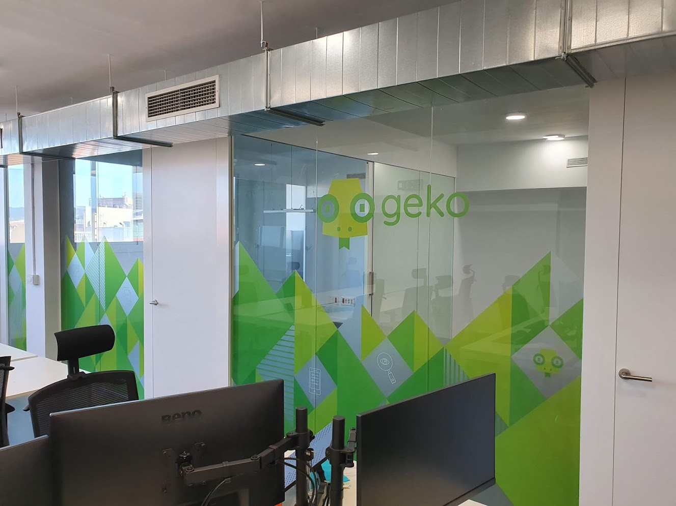 rotulacion-oficina-Geko